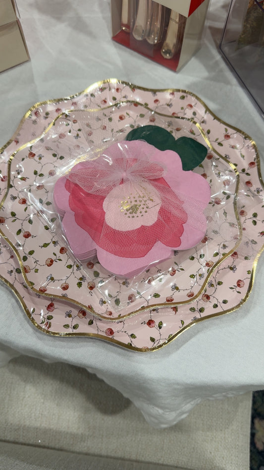 Marie-Antoinette Plate Set with Flower Cocktail Napkins