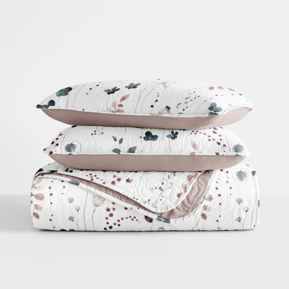 Poppy Bloom Patterned Quilted Coverlet Set